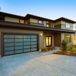 Nice house with garage