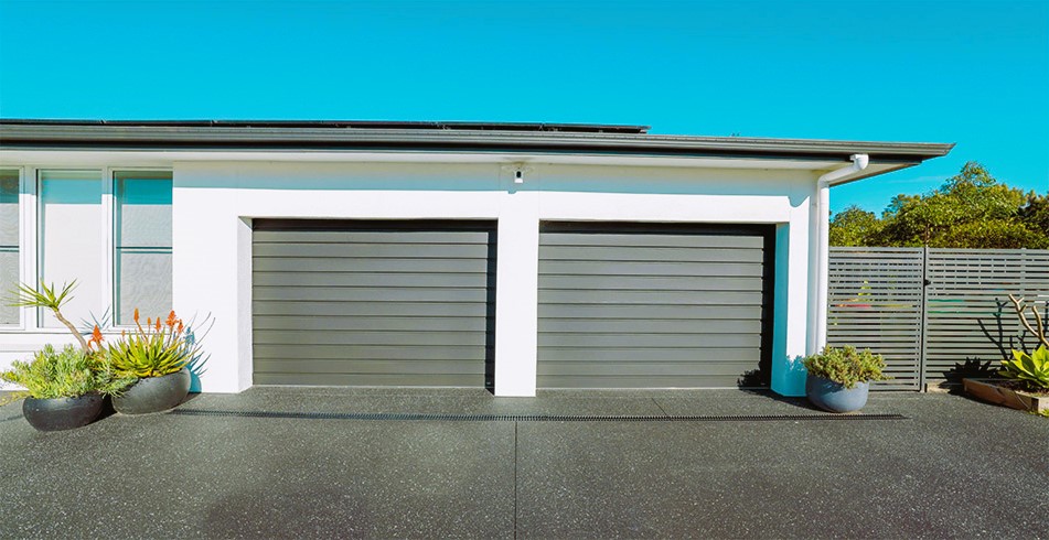 minimalist garage