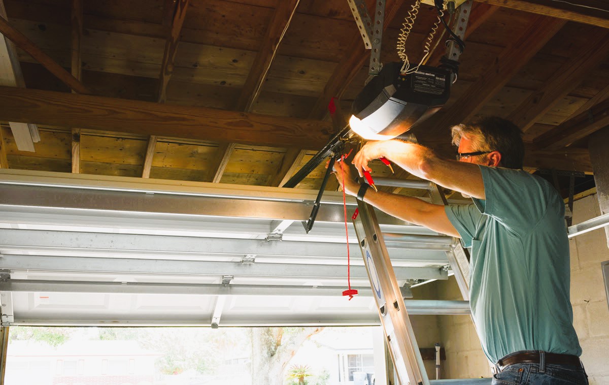 garage door repair service